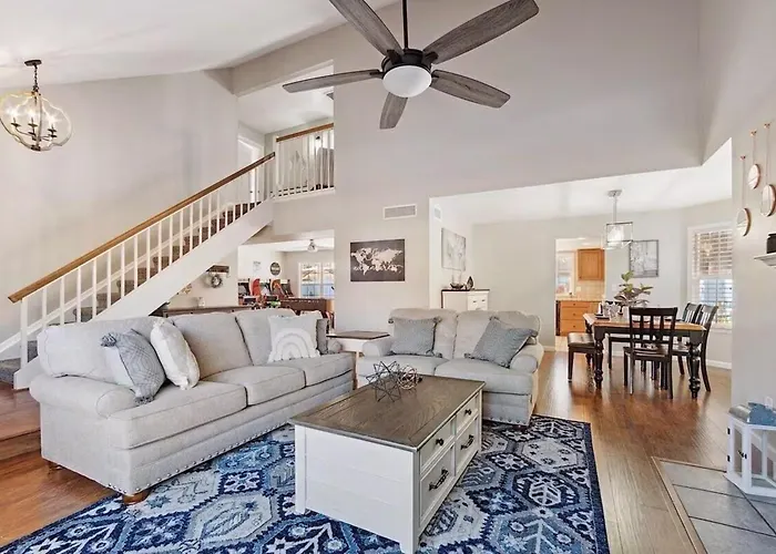 Chic Retreat *